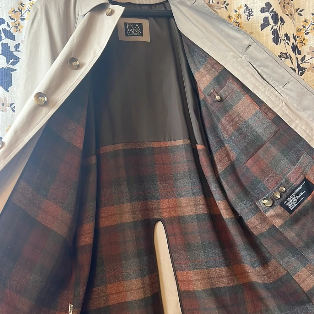 NWT Jos. A. Bank Men’s trench coat/raincoat - Picture 8 of 9